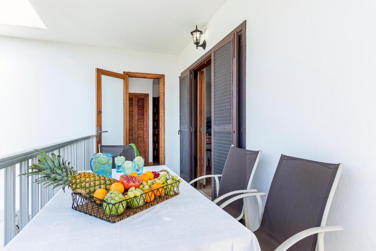 Ponent Apartment